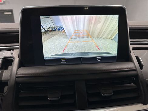 Used 2022 Chevrolet Tahoe RST AWD/4WD image 10