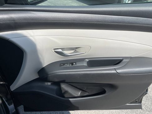 Used 2025 Hyundai Tucson SEL AWD/4WD image 19