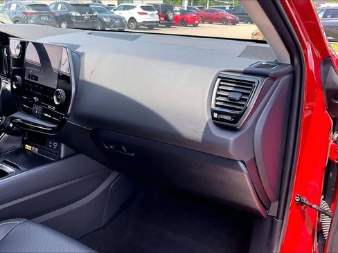 Used 2024 Lexus NX 250 FWD image 16
