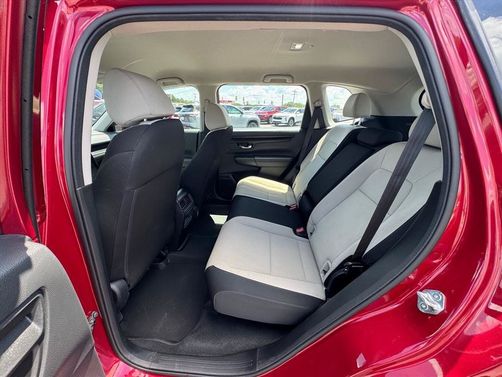 Used 2024 Honda CR-V LX image 11
