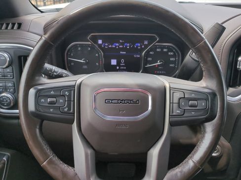 Used 2022 GMC Sierra 2500 Denali w/ Denali Ultimate Package AWD/4WD image 34