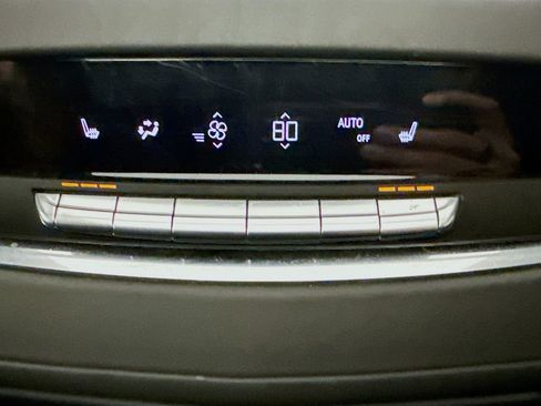 Used 2023 Cadillac Escalade ESV Sport Platinum image 28