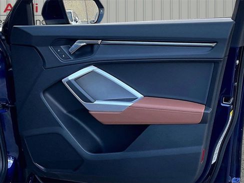 Used 2025 Audi Q3 2.0T Premium w/ Convenience Package image 28