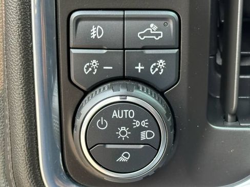 Used 2022 Chevrolet Silverado 3500 LTZ w/ LTZ Convenience Package AWD/4WD image 26