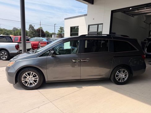 Used 2012 Honda Odyssey EX image 4