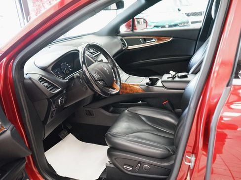 Used 2018 Lincoln MKX Reserve w/ Lincoln MKX Climate Package FWD image 26