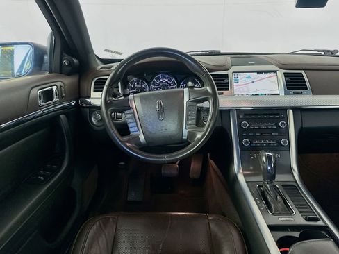 Used 2012 Lincoln MKS AWD image 22