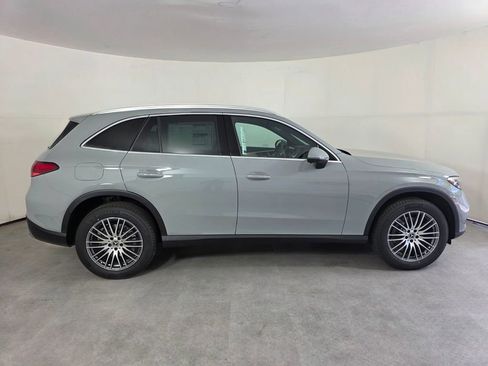New 2026 Mercedes-Benz GLC 300 image 3