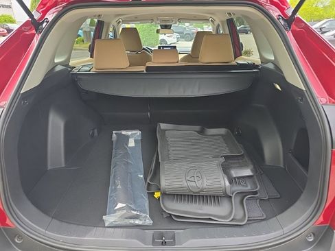 Used 2023 Toyota RAV4 XLE image 29