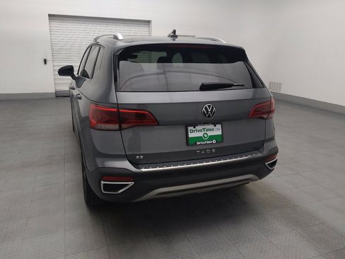 Used 2023 Volkswagen Taos SE w/ Black Wheel Package FWD image 6