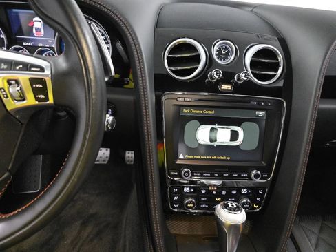 Used 2016 Bentley Continental GT image 4