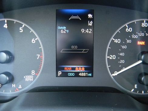 Used 2024 Toyota Corolla Cross L AWD/4WD image 10