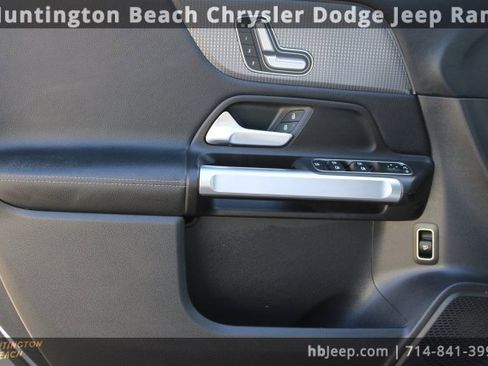 Used 2022 Mercedes-Benz GLB 250 image 9