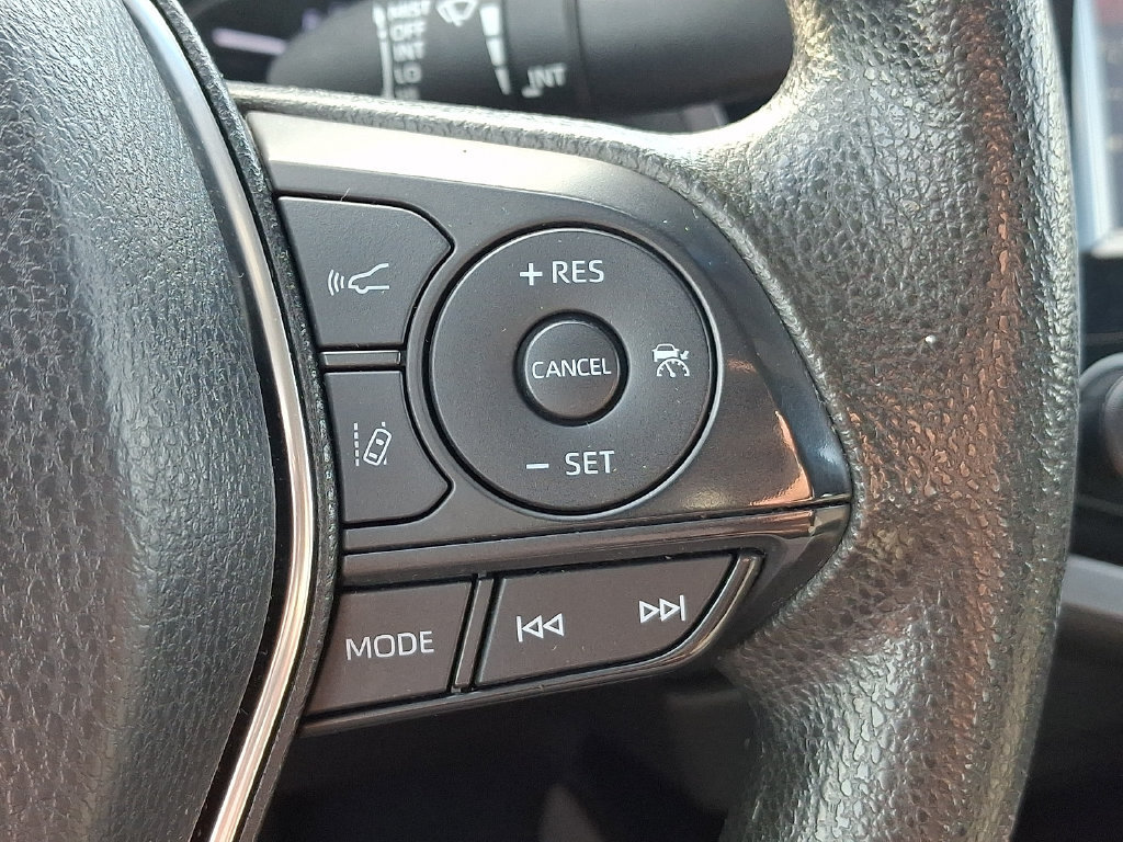 Certified 2018 Toyota Camry LE w/ Convenience Package FWD image 20