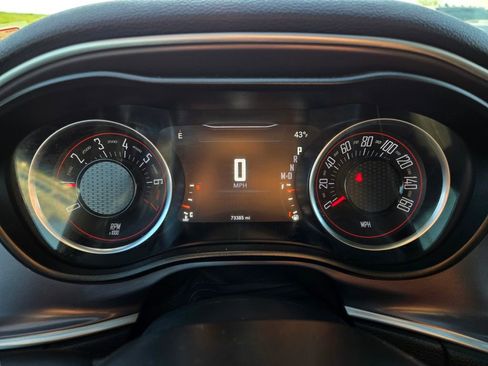 Used 2019 Dodge Challenger SXT AWD/4WD image 20