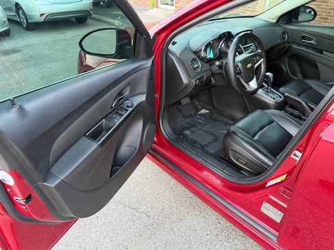 Used 2013 Chevrolet Cruze LTZ FWD image 8
