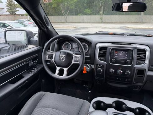 Used 2024 RAM 1500 Warlock RWD image 25
