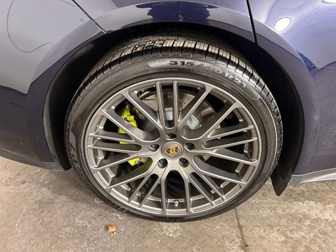 Certified 2022 Porsche Panamera 4 Platinum Edition image 13