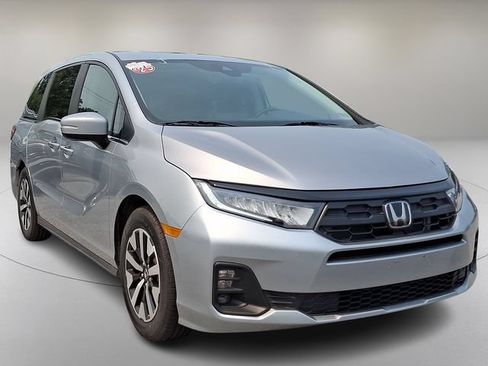 Used 2025 Honda Odyssey EX-L image 2