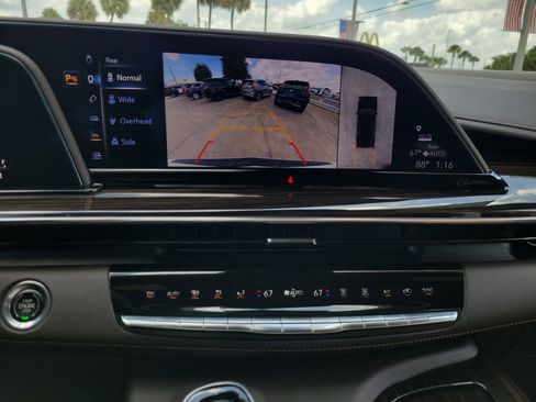 Certified 2023 Cadillac Escalade Premium Luxury w/ Performance Package AWD/4WD image 21