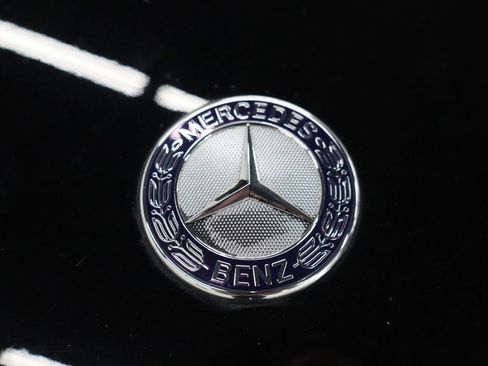 Used 2017 Mercedes-Benz E 300 4MATIC image 13