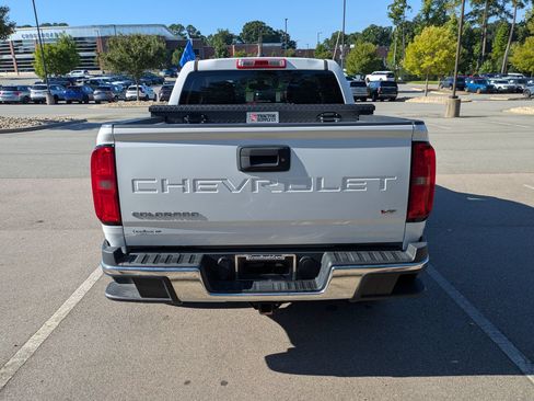 Used 2021 Chevrolet Colorado W/T w/ WT Convenience Package RWD image 5