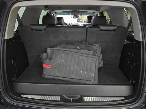 Used 2019 GMC Yukon Denali AWD/4WD image 12
