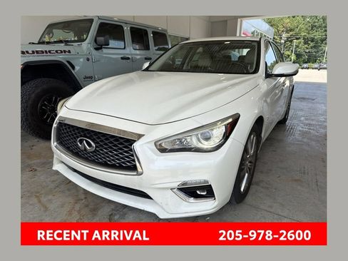 Used 2019 INFINITI Q50 Luxe RWD image 1