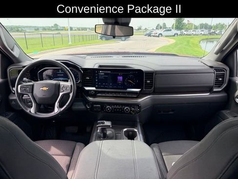 Used 2024 Chevrolet Silverado 1500 LT AWD/4WD image 7