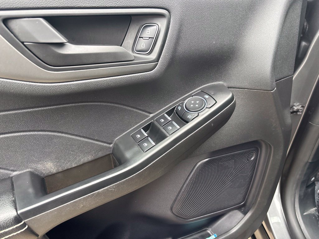 Used 2024 Ford Escape Active AWD/4WD image 11