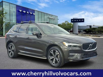 Certified 2022 Volvo XC60 B5 Momentum w/ Advanced Package