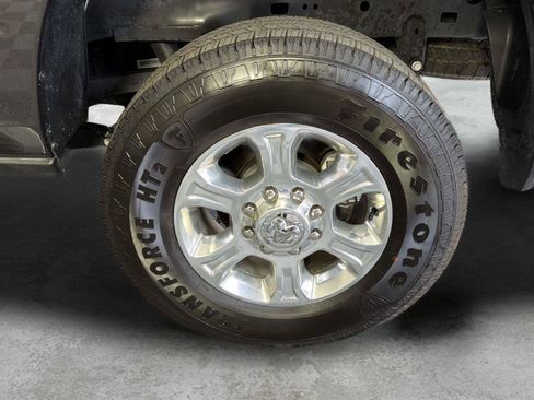 Used 2025 RAM 2500 Big Horn AWD/4WD image 17