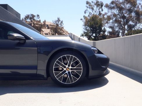 Certified 2024 Porsche Taycan RWD image 11