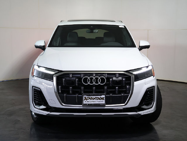 Used 2025 Audi Q7 3.0T Premium Plus w/ Premium Plus Package AWD/4WD image 9