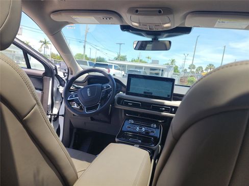 Used 2023 Lincoln Nautilus Reserve FWD image 28