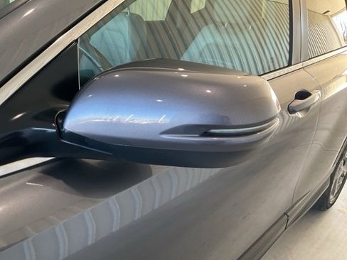 Certified 2017 Honda CR-V EX-L image 3