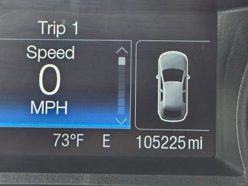 Used 2018 Ford Edge SE image 18