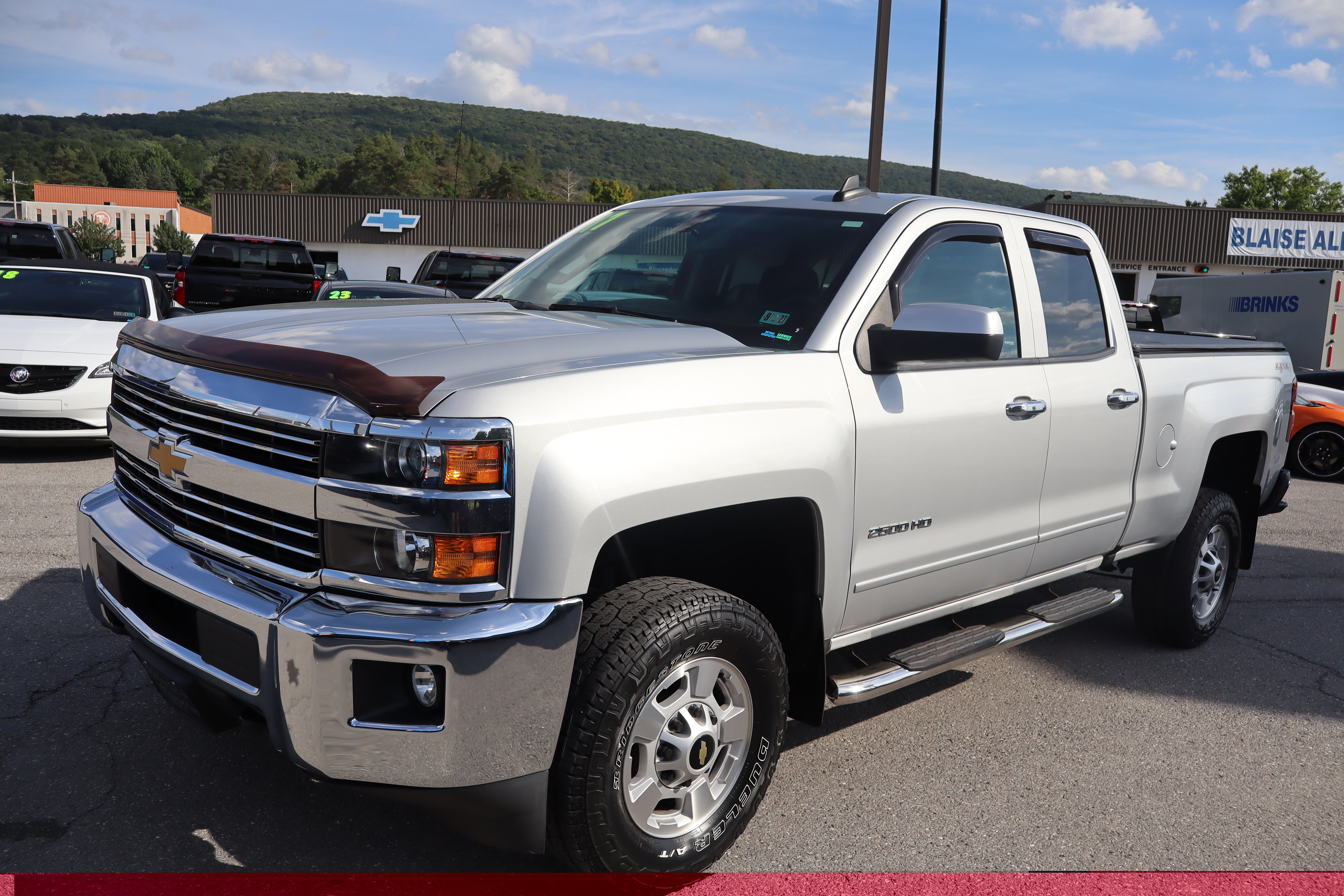 Used 2017 Chevrolet Silverado 2500 LT w/ LT Convenience Package AWD/4WD image 8