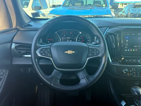 Certified 2022 Chevrolet Traverse LT image 25