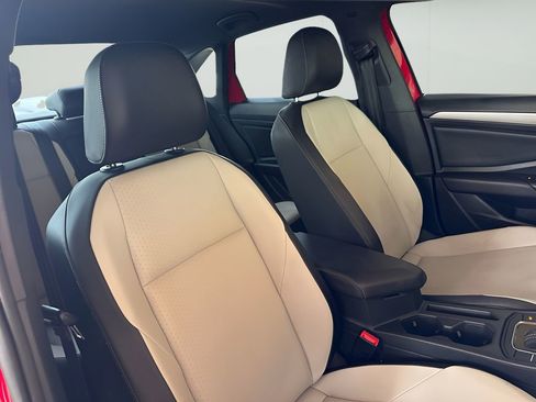 Used 2019 Volkswagen Jetta R-Line image 16