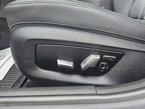 Used 2017 BMW 530i xDrive w/ Premium Package image 23