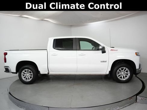 Used 2019 Chevrolet Silverado 1500 LT w/ Texas Edition image 5