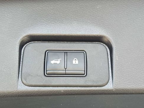 Certified 2023 Nissan Rogue SL w/ SL Premium Package FWD image 13
