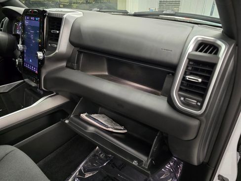 Used 2025 RAM 1500 Big Horn RWD image 36