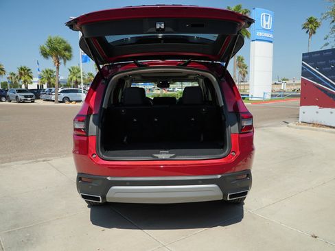 Used 2025 Honda Pilot Elite image 7