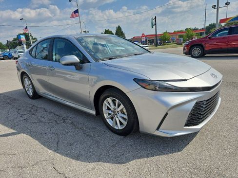 Used 2025 Toyota Camry LE FWD image 1