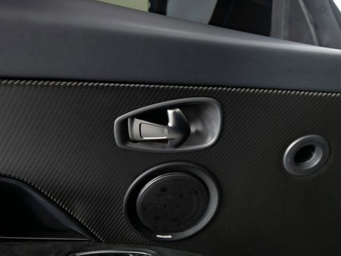 Used 2022 Aston Martin DBS Superleggera image 11