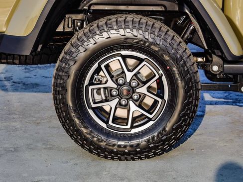 New 2026 Jeep Gladiator Rubicon AWD/4WD image 12