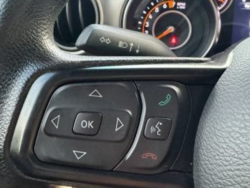 Used 2020 Jeep Gladiator Sport AWD/4WD image 12