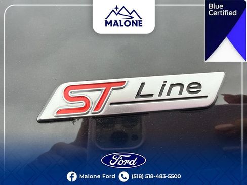 Used 2023 Ford Explorer ST-Line w/ Class IV Trailer Tow Package AWD/4WD image 12